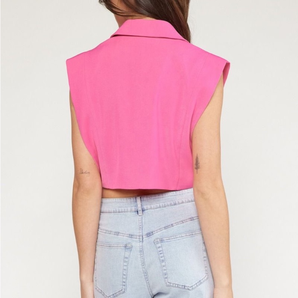 ๐Entro double breasted cropped vest ๐ - Picture 6 of 8